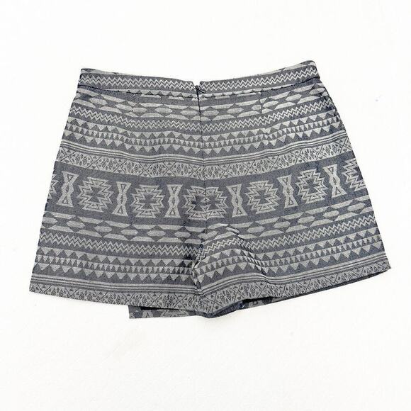 1 State Geometric Patterned Blue Denim Skort Skirt Size Medium - Picture 2 of 5